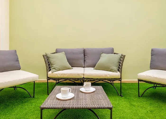 Апартаменты With Fluffy Beds & Private Patio